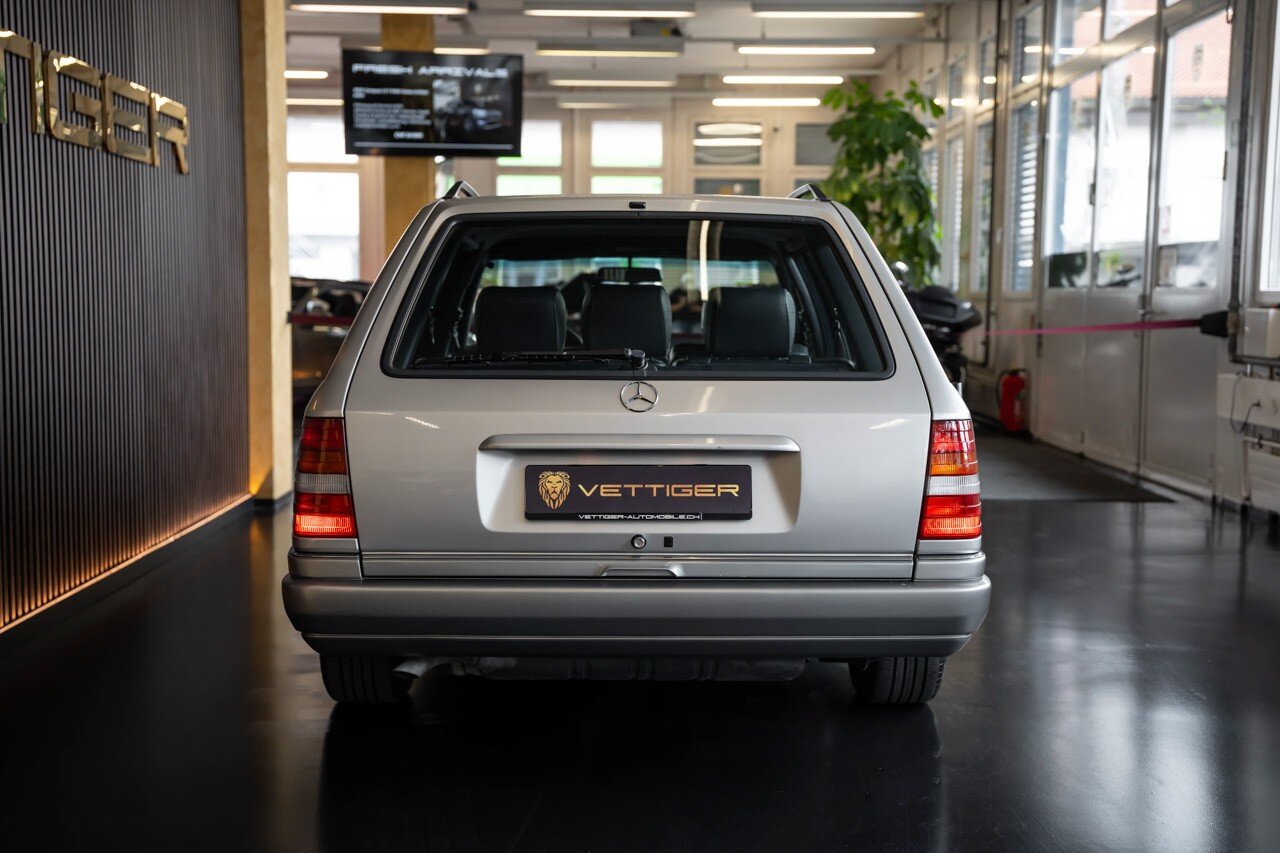 MERCEDES-BENZ E 220 T, Benzin, Occasion / Gebraucht, Automatik - 5