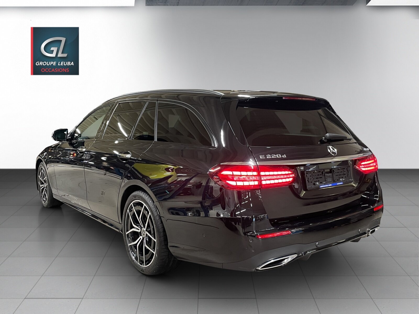 MERCEDES-BENZ E 220 d T 4Matic Swiss Star 9G-Tronic, Diesel, Occasioni / Usate, Automatico - 4