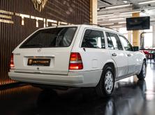 MERCEDES-BENZ E 220, Essence, Occasion / Utilisé, Automatique - 7