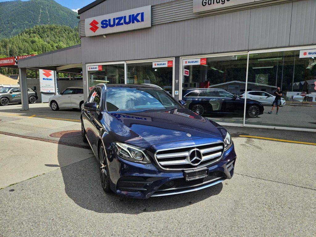 MERCEDES-BENZ E 220 d Swiss Star AMG Line 4Matic 9G-Tronic, Diesel, Second hand / Used, Automatic - 5