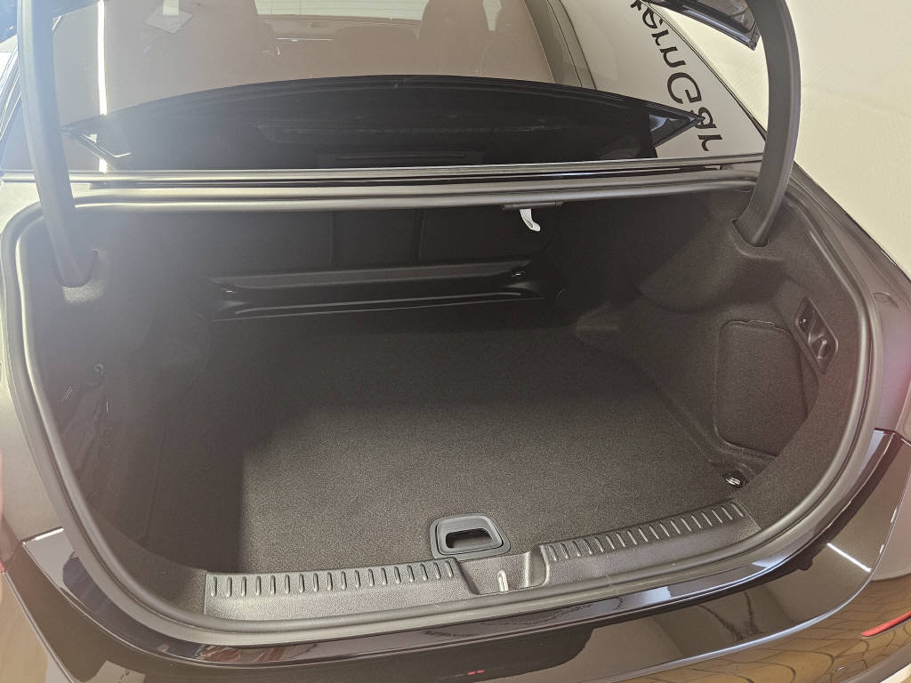 MERCEDES-BENZ E 220 d 4Matic AMG Line Limousine, Mild-Hybrid Diesel/Electric, New car, Automatic - 4