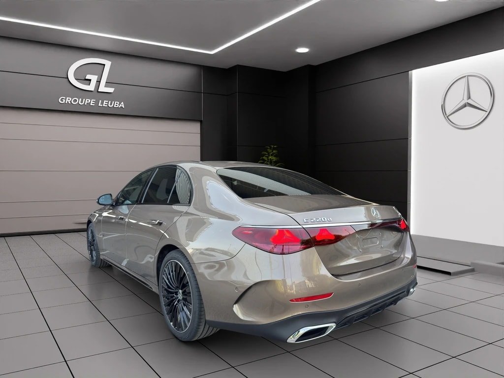 MERCEDES-BENZ E 220 d 4Matic 9G-Tronic, Mild-Hybrid Diesel/Elektro, Neuwagen, Automat - 5