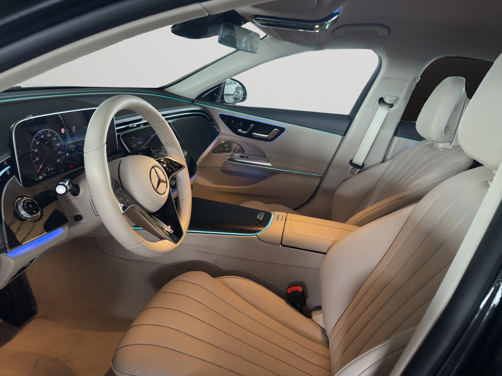 MERCEDES-BENZ E 220 d 4Matic 9G-Tronic, Mild-Hybrid Diesel/Electric, New car, Automatic - 5