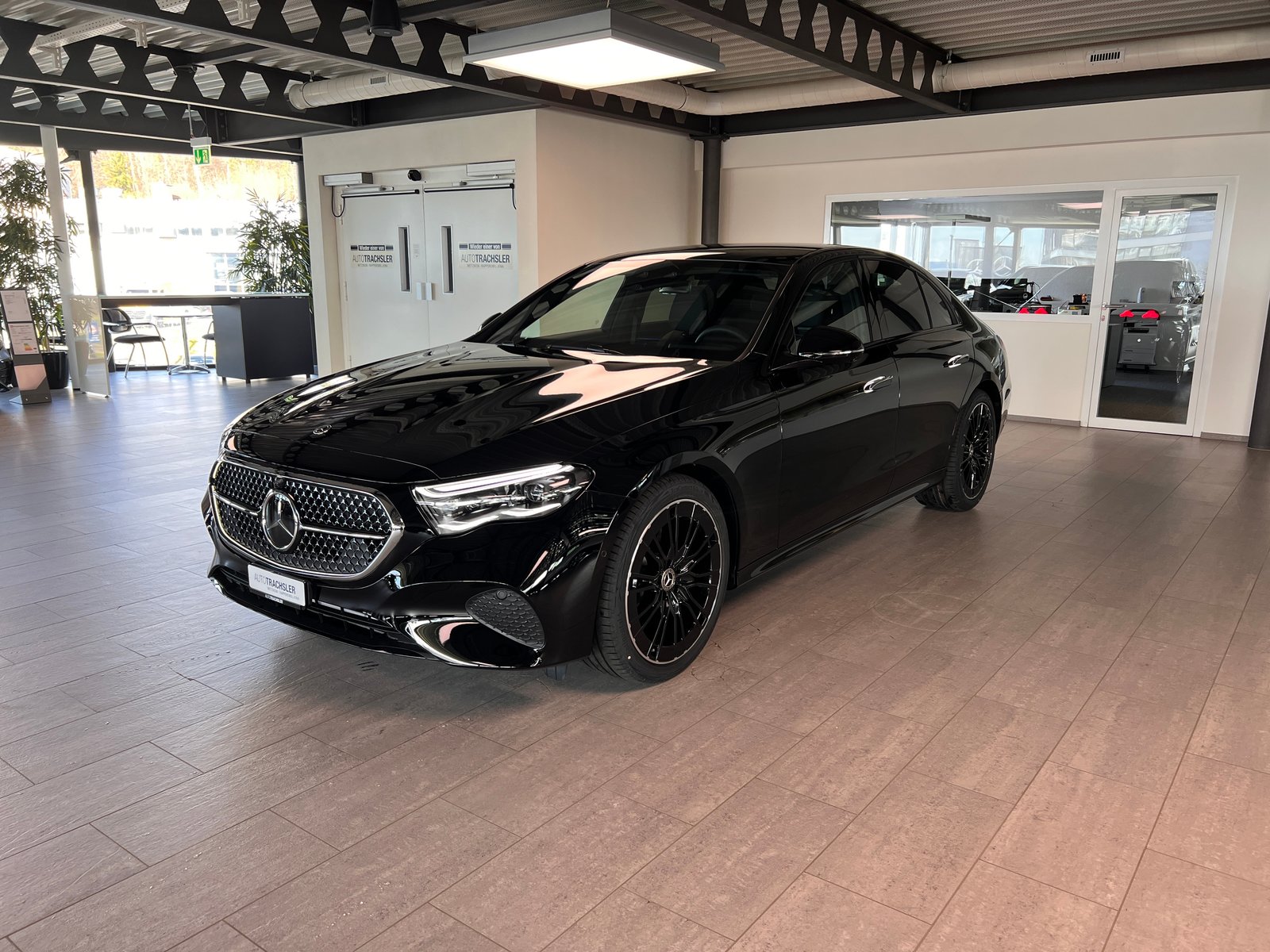 MERCEDES-BENZ E 220 d 4Matic 9G-Tronic, Hybride Léger Diesel/Électricité, Voiture nouvelle, Automatique - 4