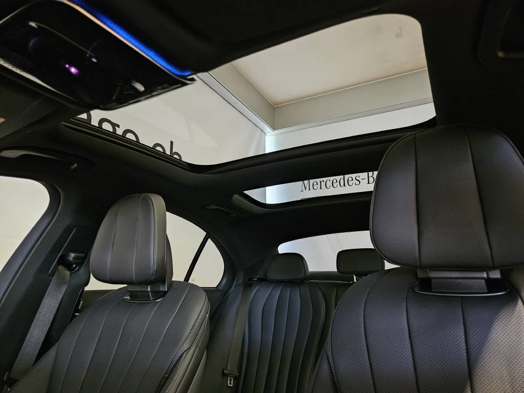 MERCEDES-BENZ E 220 d 4Matic AMG Line Limousine, Hybride Léger Diesel/Électricité, Voiture nouvelle, Automatique - 5