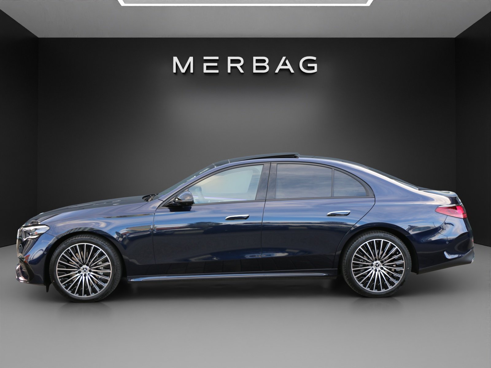 MERCEDES-BENZ E 220 d 4Matic 9G-Tronic, Hybride Leggero Diesel/Elettrica, Auto nuove, Automatico - 2