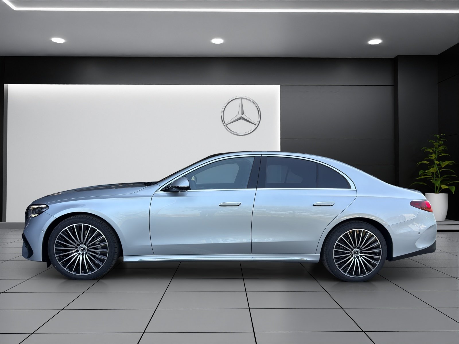 MERCEDES-BENZ E 220 d 4Matic 9G-Tronic, Mild-Hybrid Diesel/Electric, New car, Automatic - 3
