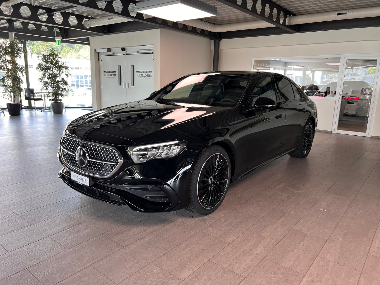 MERCEDES-BENZ E 220 d 4Matic 9G-Tronic, Hybride Leggero Diesel/Elettrica, Auto nuove, Automatico - 4