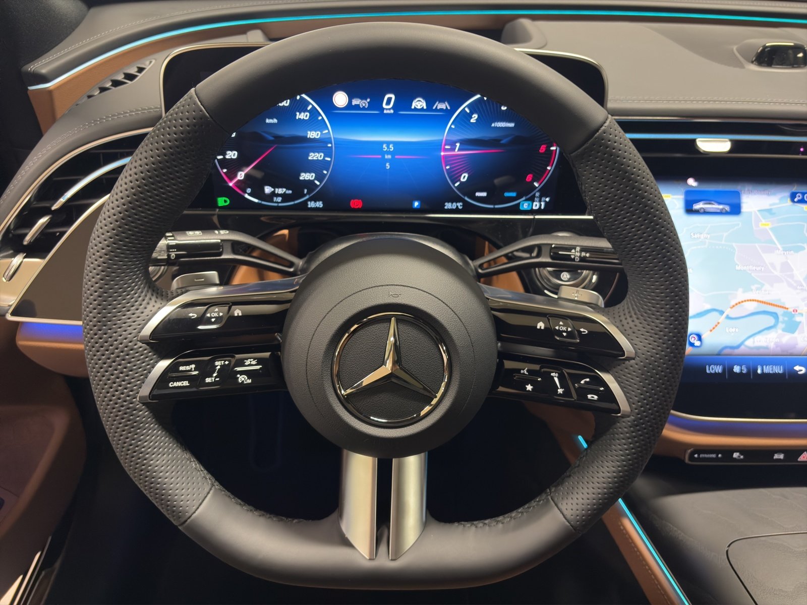 MERCEDES-BENZ E 220 d 4M Berline, Hybride Leggero Diesel/Elettrica, Auto nuove, Automatico - 7