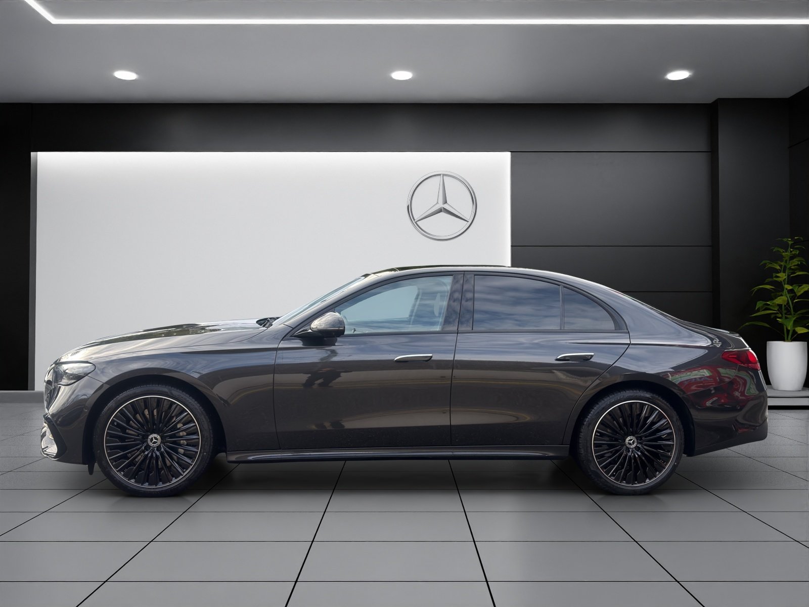 MERCEDES-BENZ E 220 d 4Matic 9G-Tronic, Mild-Hybrid Diesel/Electric, New car, Automatic - 3