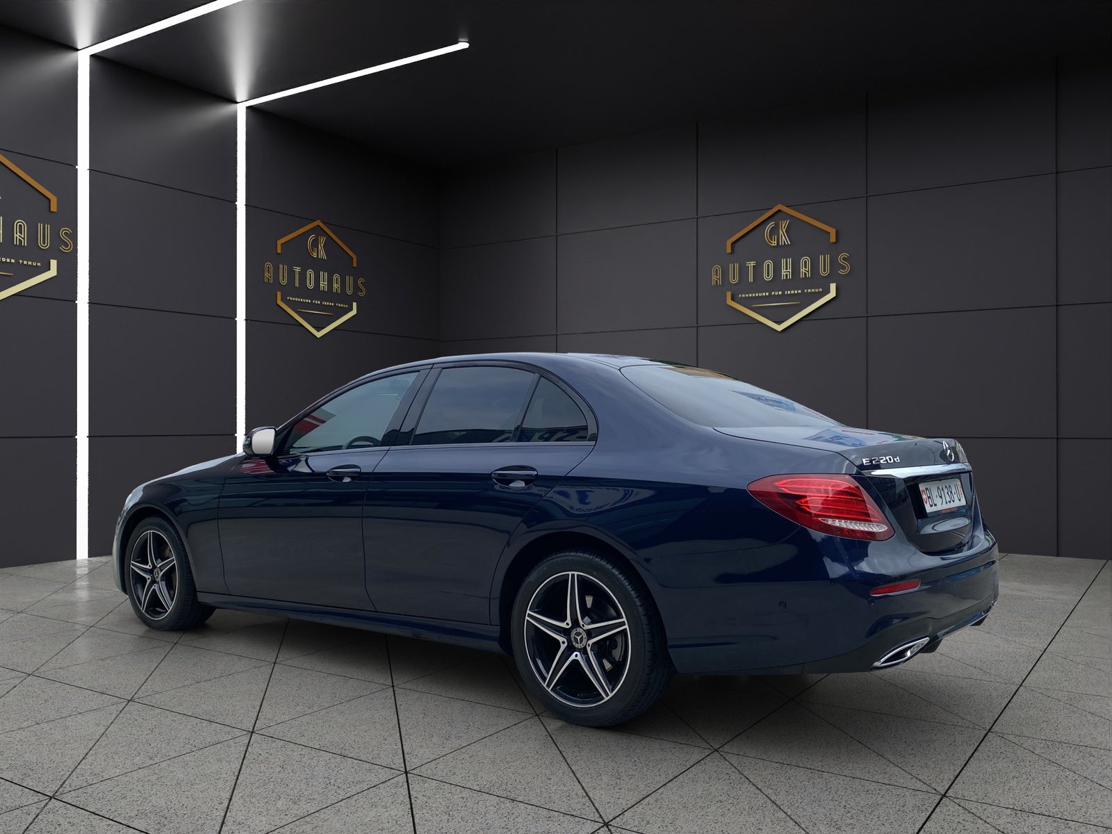 MERCEDES-BENZ E 220d Swiss Star AMG Line 4Matic 9G-Tronic, Diesel, Occasion / Gebraucht, Automatik - 3