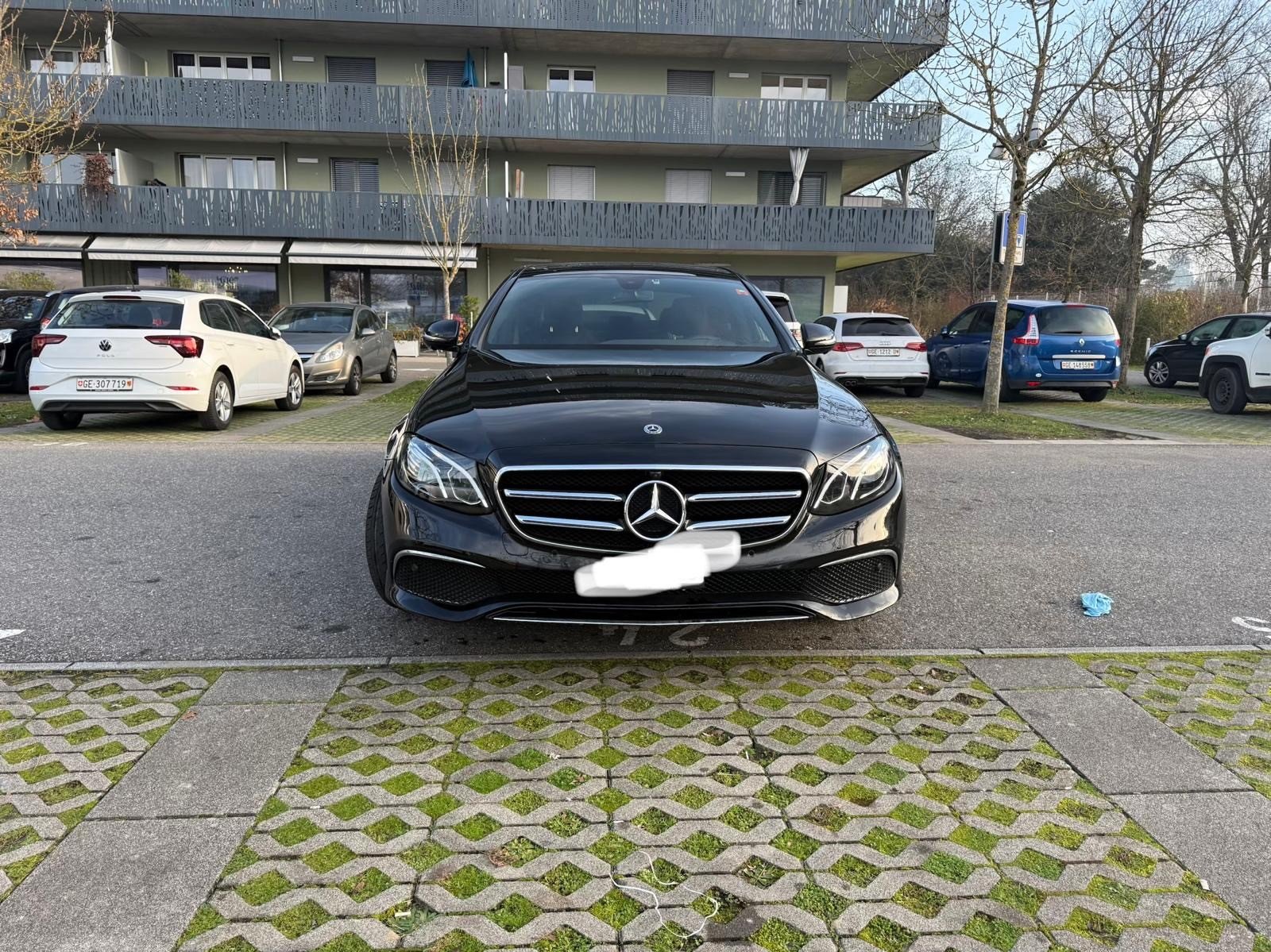 MERCEDES-BENZ E 220 d AMG Line 4Matic 9G-Tronic, Diesel, Occasion / Gebraucht, Automat - 6