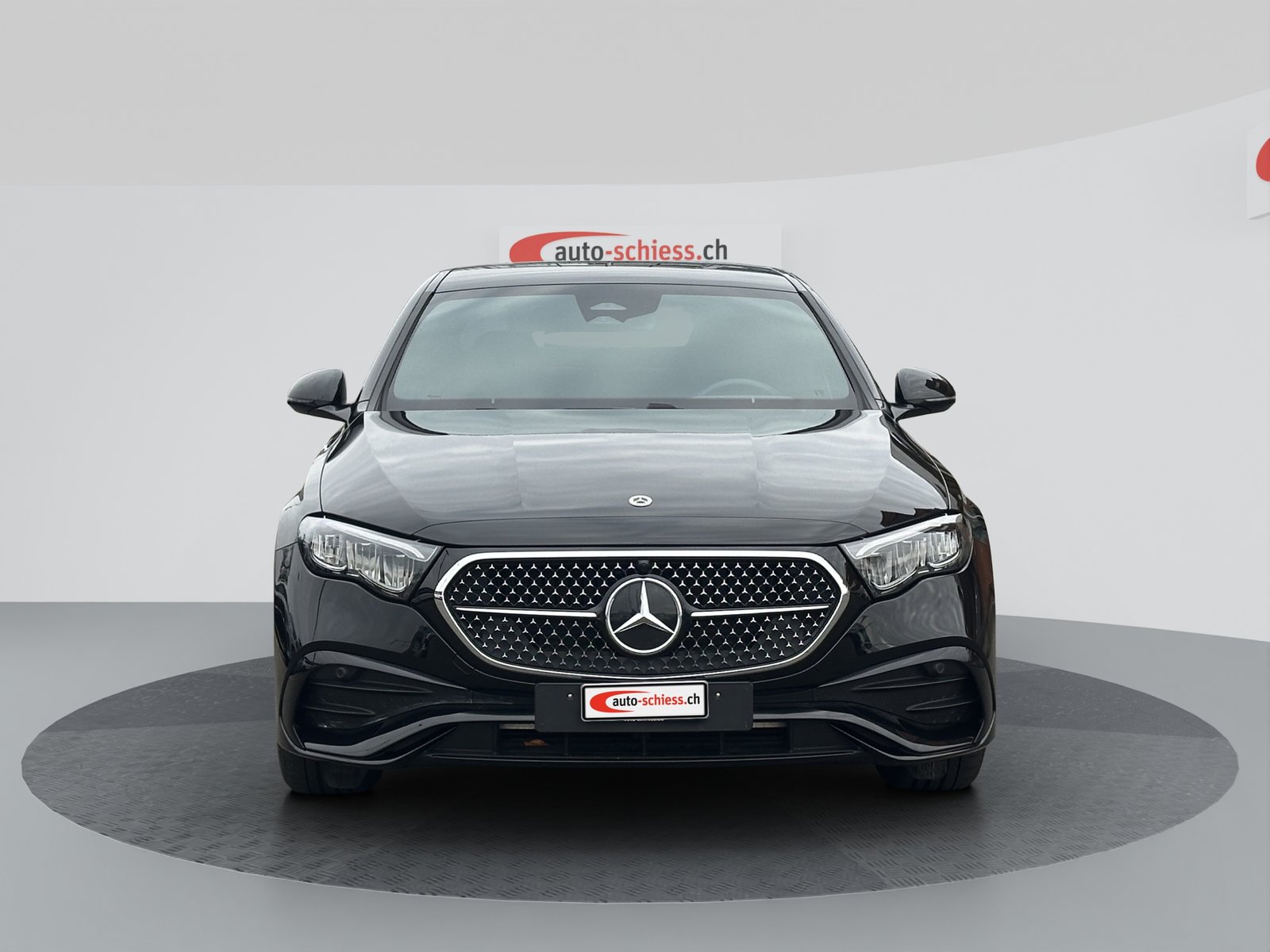 MERCEDES-BENZ E 220 d AMG Line Night 9G-Tronic, Mild-Hybrid Diesel/Electric, Second hand / Used, Automatic - 2