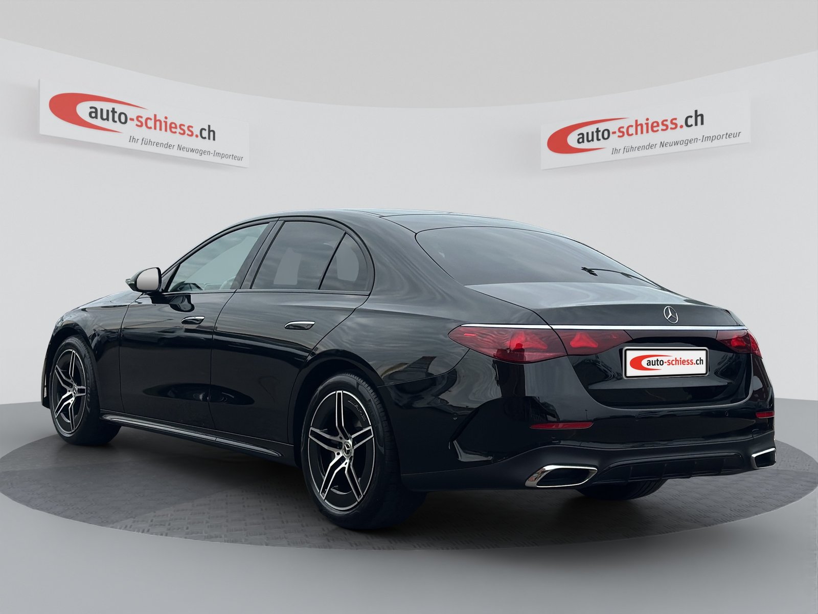 MERCEDES-BENZ E 220 d AMG Line Night 9G-Tronic, Mild-Hybrid Diesel/Electric, Second hand / Used, Automatic - 4