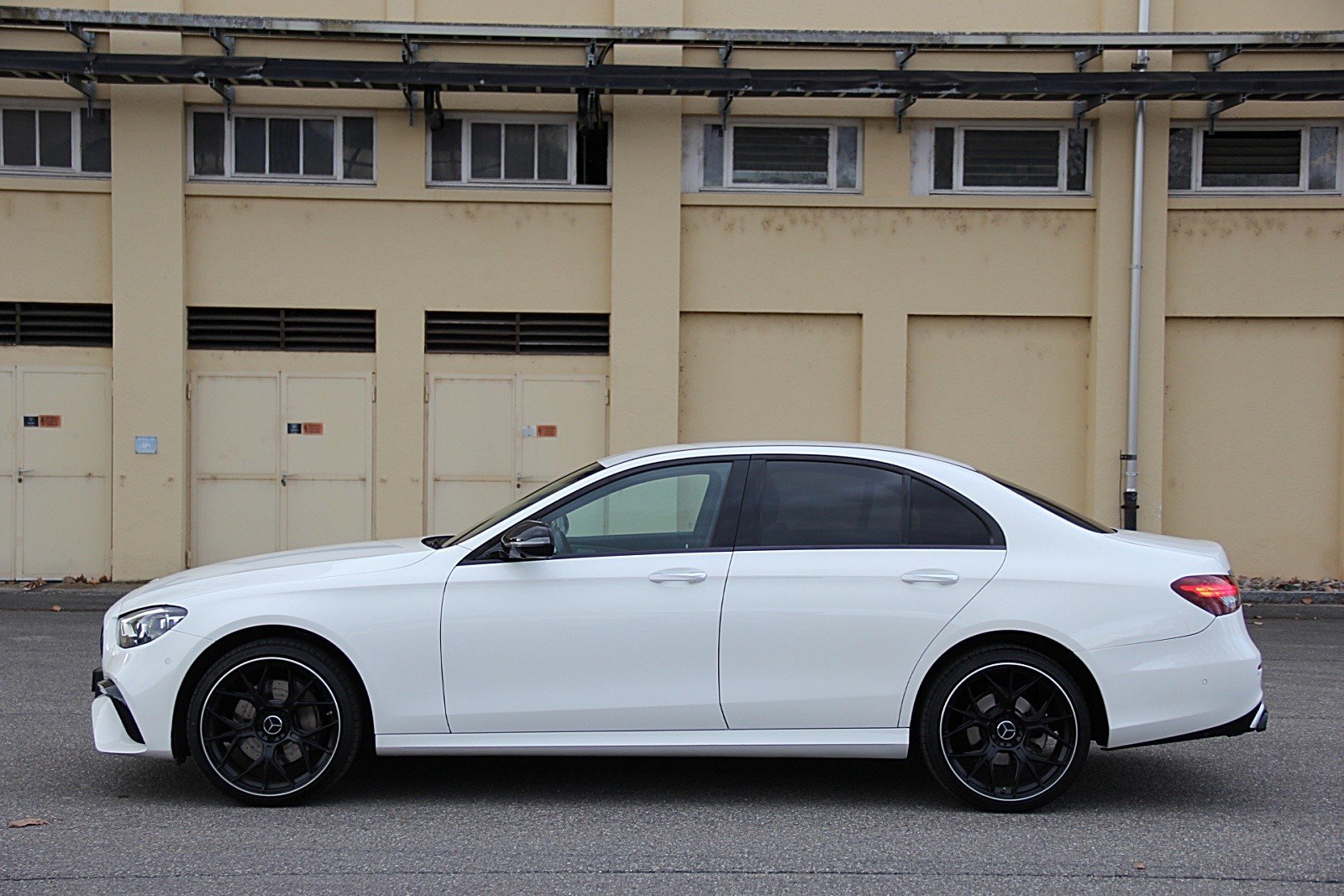 MERCEDES-BENZ E 220 d AMG Line 4Matic 9G-Tronic, Diesel, Occasioni / Usate, Automatico - 2