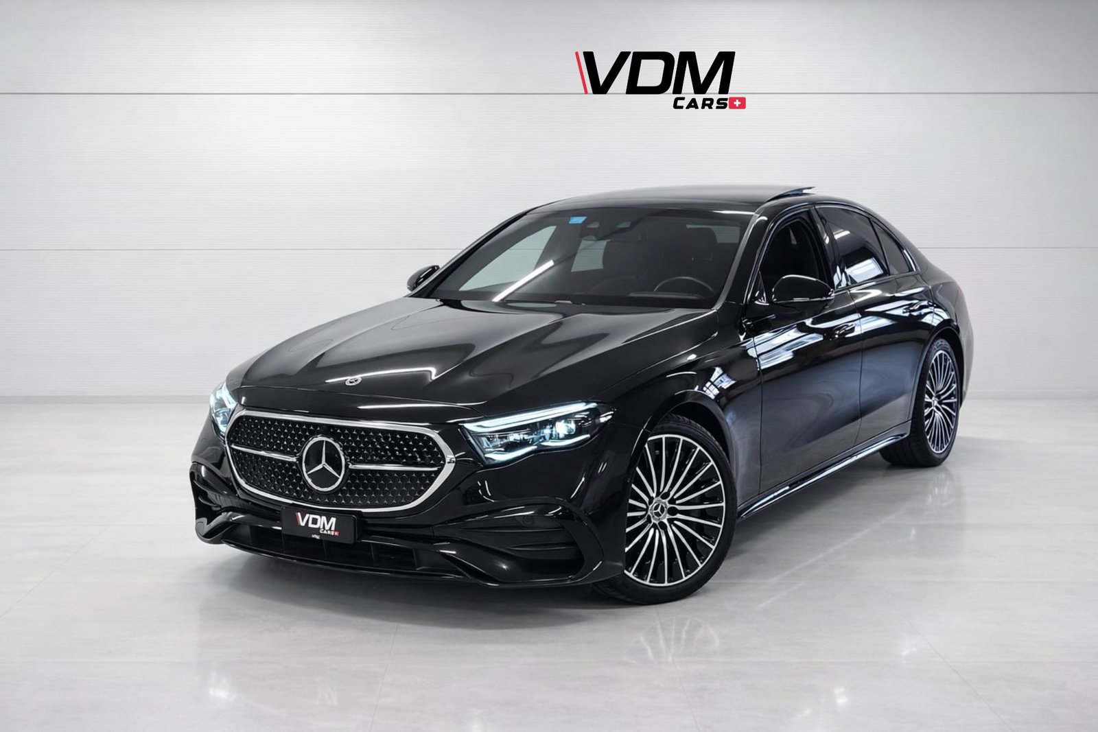 MERCEDES-BENZ E 220 d 4Matic AMG Line *Top Ausstattung* *Ful