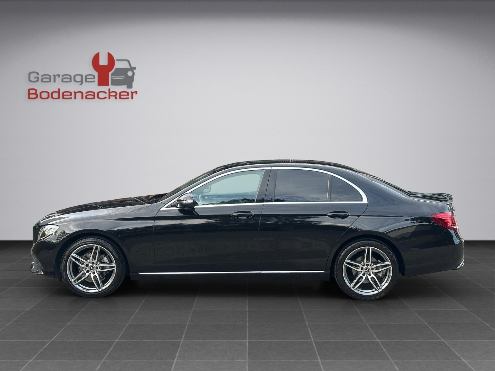MERCEDES-BENZ E 220 d Avantgarde 9G-Tronic, Diesel, Second hand / Used, Automatic - 3