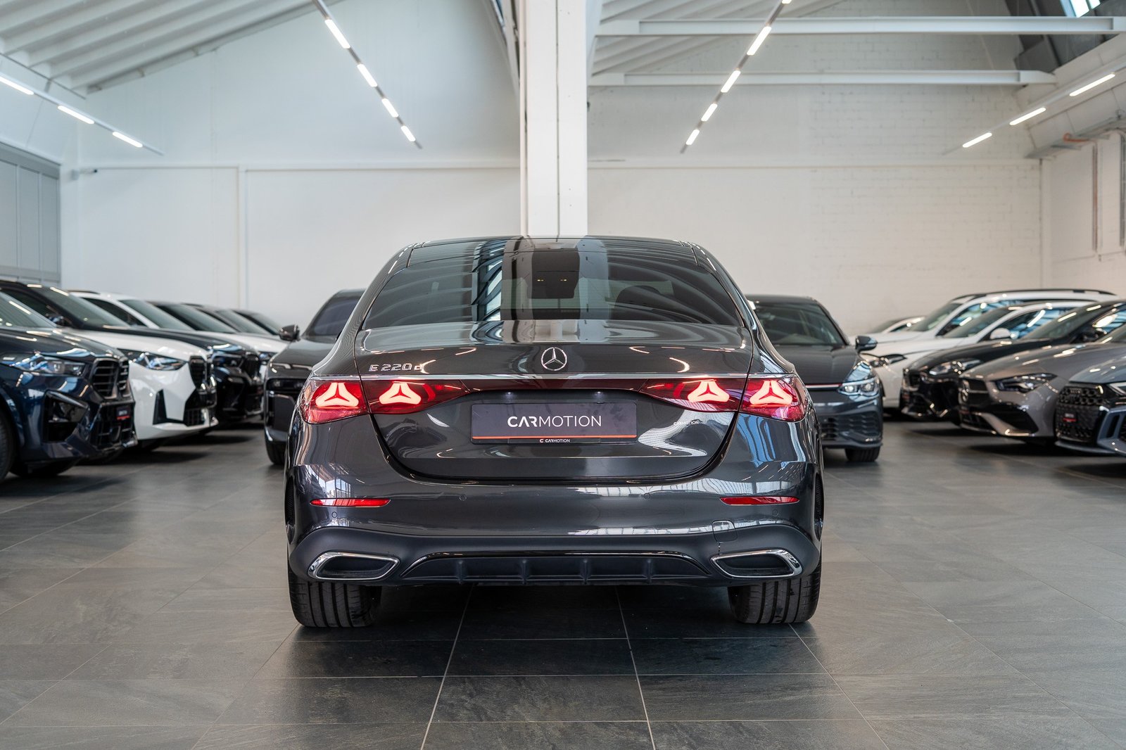 MERCEDES-BENZ E 220 d AMG Line / Navi / Rückfahrkamera / Si, Diesel, Occasion / Utilisé, Automatique - 5