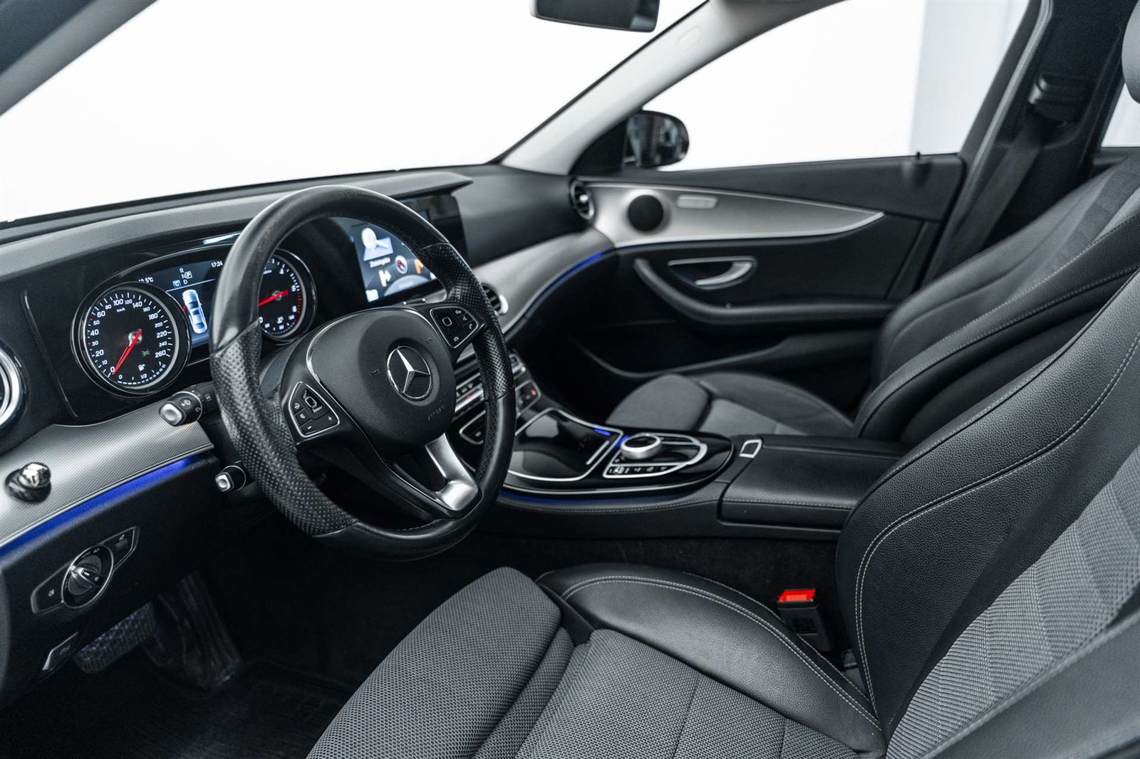 MERCEDES-BENZ E 220 d Avantgarde 9G-Tronic, Diesel, Occasioni / Usate, Automatico - 7