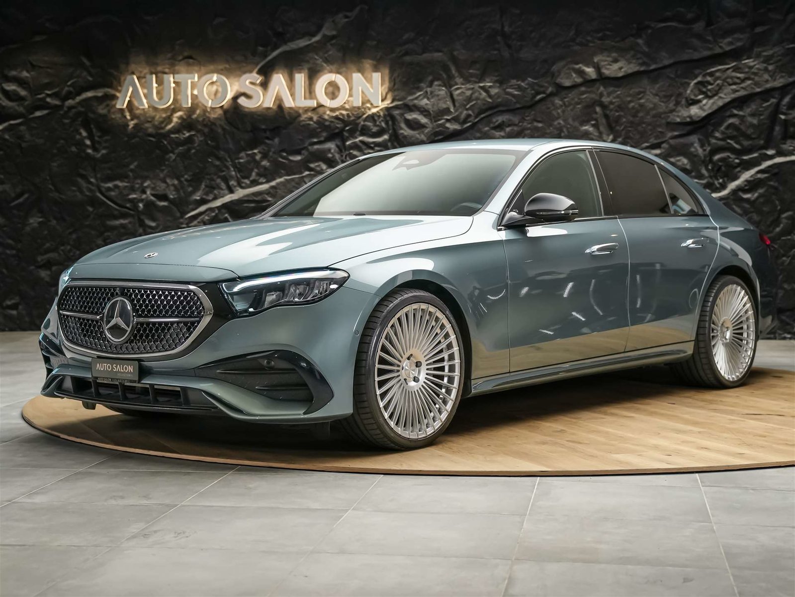 MERCEDES-BENZ E 220 d AMG Line 9G-Tronic *21 Felgen*Assisten