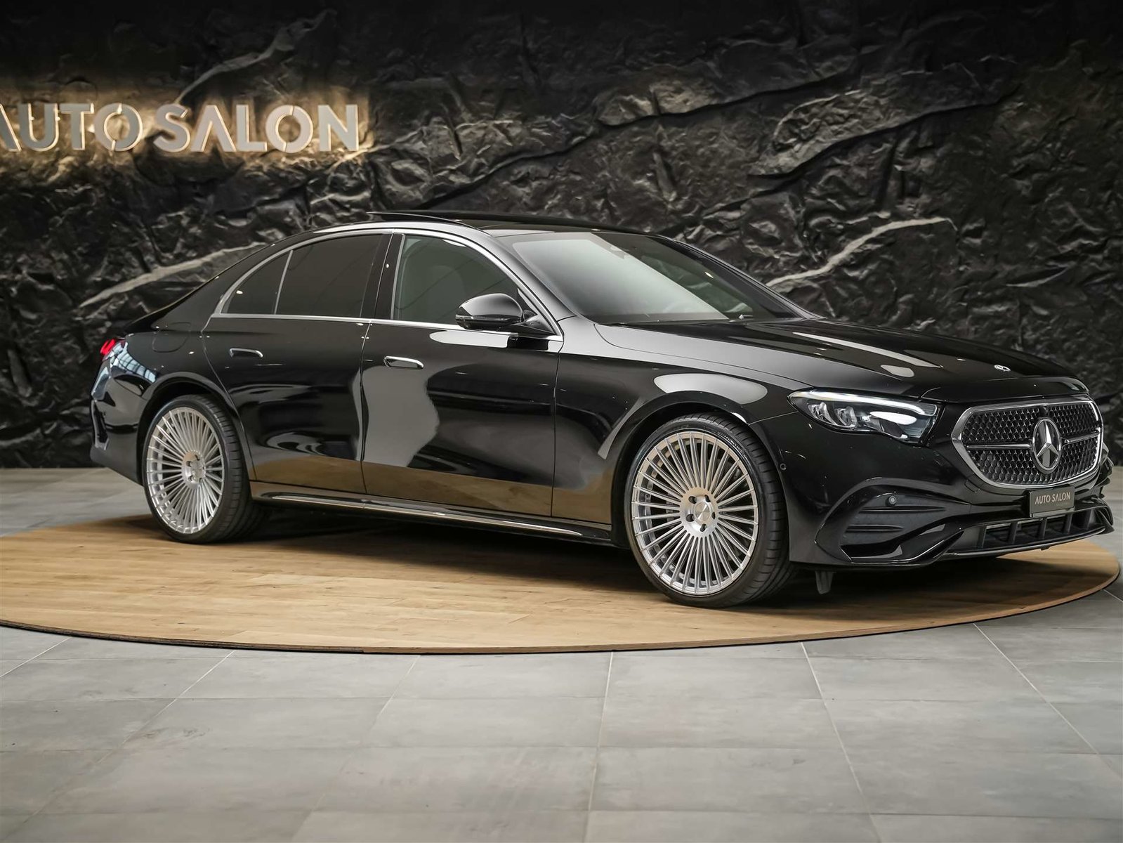 MERCEDES-BENZ E 220 d AMG Line *Werksgarantie*21 Zoll*Panora, Diesel, Occasioni / Usate, Automatico - 6