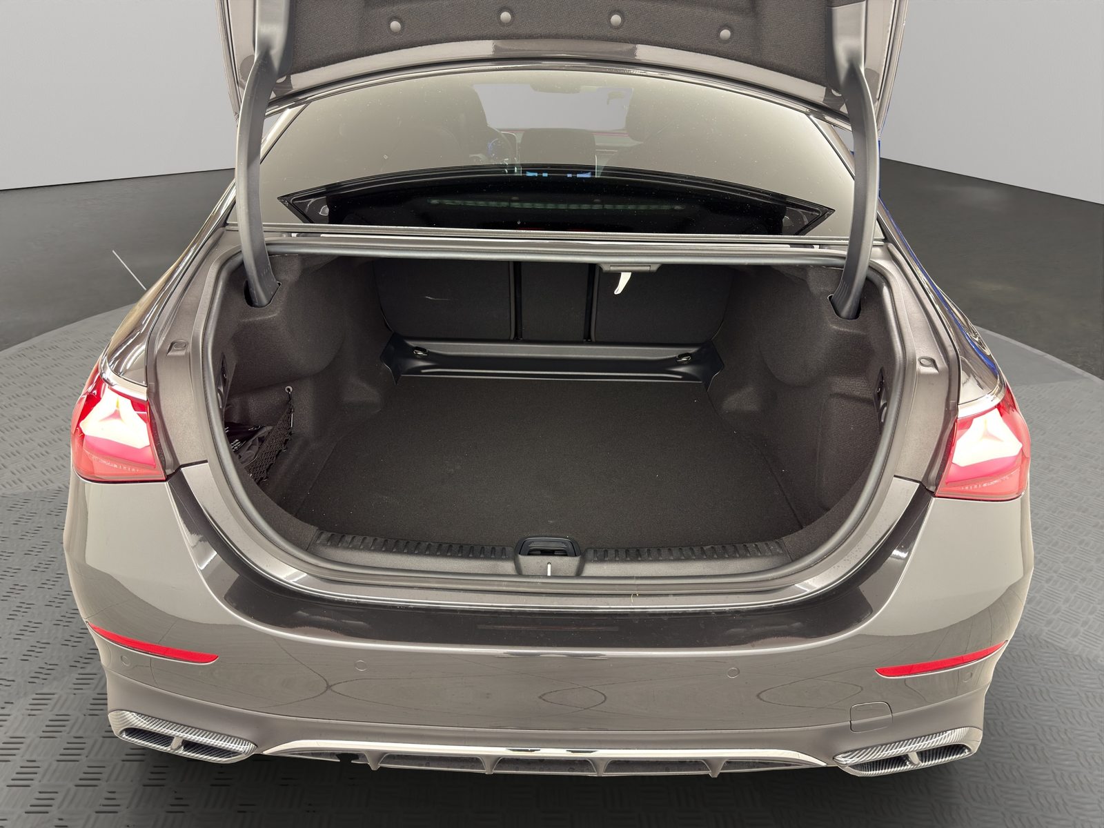 MERCEDES-BENZ E 220 d AMG Line 4matic, Mild-Hybrid Diesel/Electric, Second hand / Used, Automatic - 7