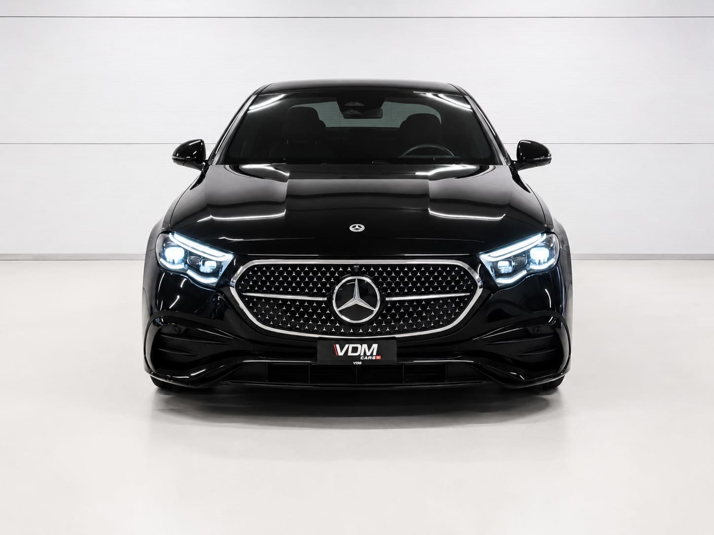 MERCEDES-BENZ E 220 d AMG Line *Fullscreen-Display* *Top Aus, Diesel, Occasion / Gebraucht, Automatik - 2