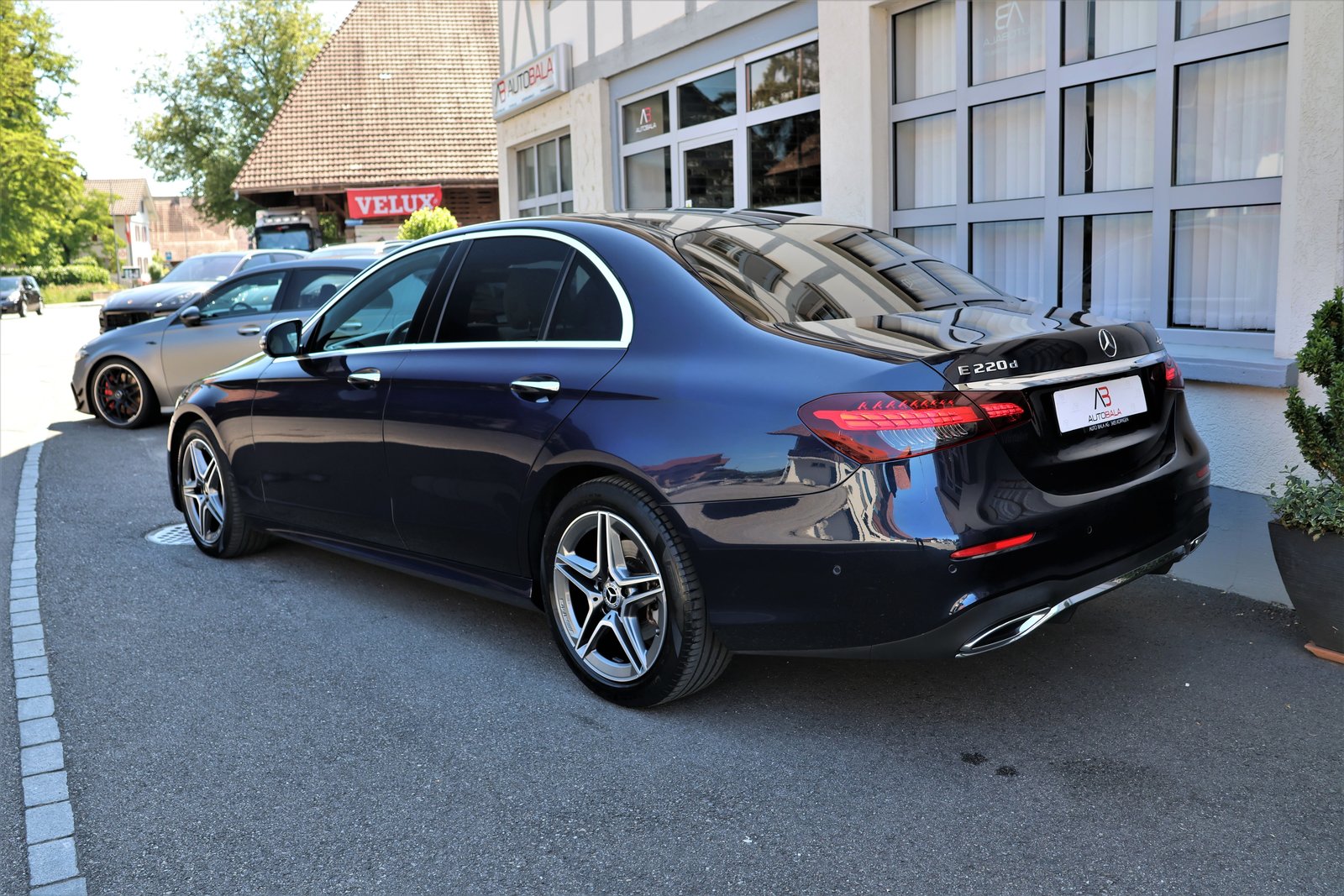MERCEDES-BENZ E 220 d 4Matic Swiss Star 9G-Tronic, Diesel, Second hand / Used, Automatic - 7