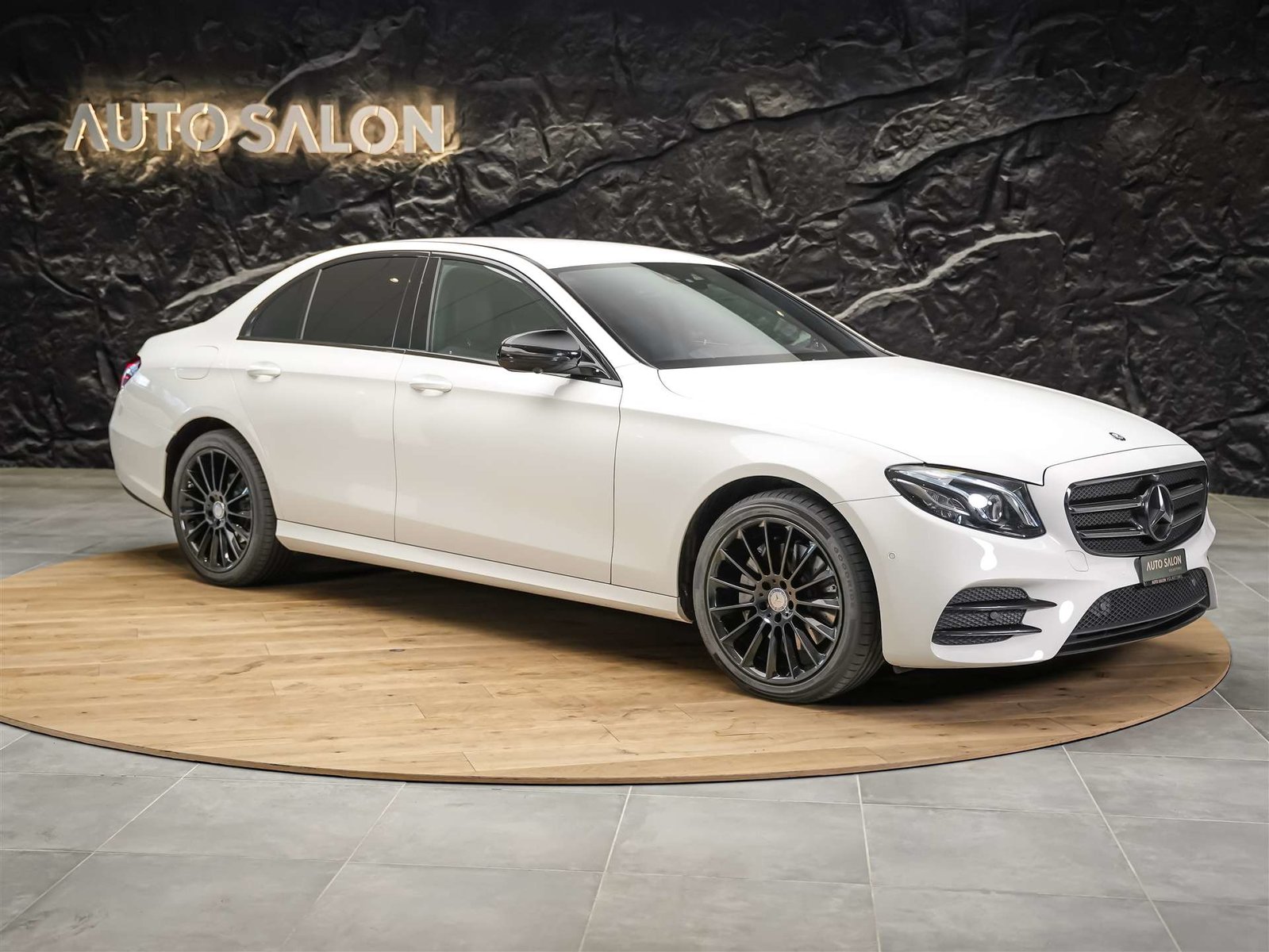 MERCEDES-BENZ E 220 d AMG Line 9G-Tronic *CH-Auto*, Diesel, Occasion / Gebraucht, Automatik - 7