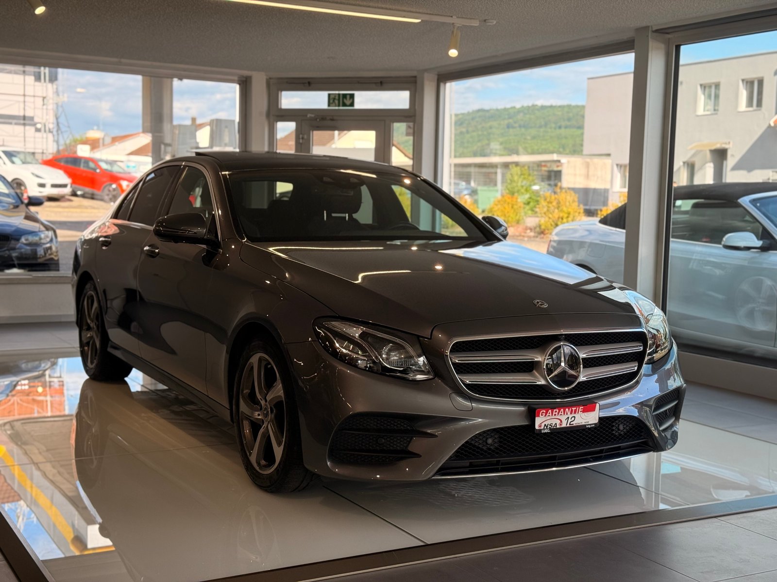 MERCEDES-BENZ E 220 d Avantgrde 4Matic 9G-Tronic, Diesel, Occasion / Gebraucht, Automatik - 6