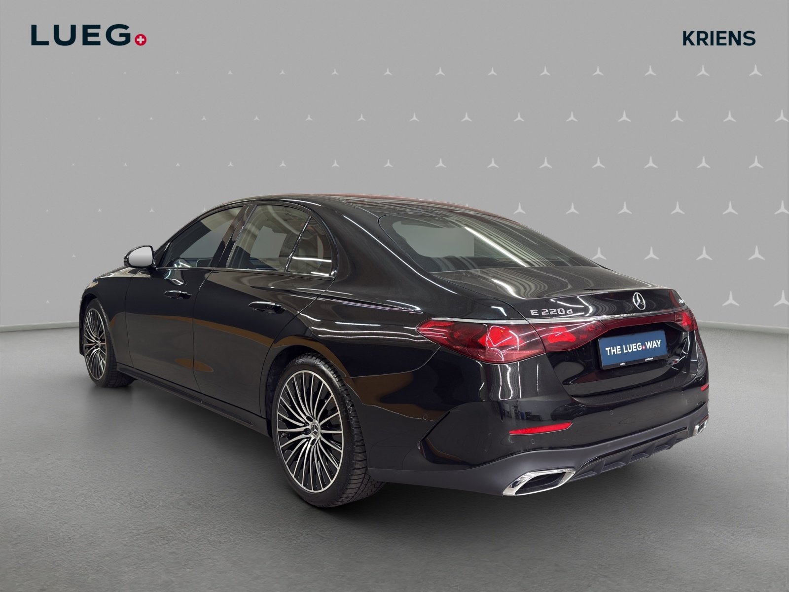 MERCEDES-BENZ E 220 d 4M - AMG / DISTRONIC / 360 Grad Kamera, Mild-Hybrid Diesel/Elektro, Occasion / Gebraucht, Automatik - 3