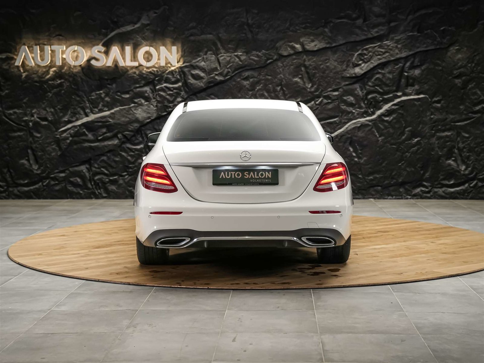 MERCEDES-BENZ E 220 d AMG Line 9G-Tronic *Facelift*Multibeam, Diesel, Occasion / Gebraucht, Automatik - 4