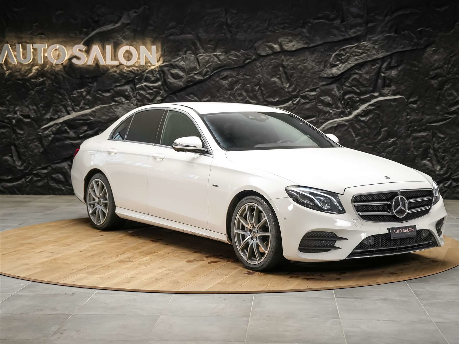 MERCEDES-BENZ E 220 d AMG Line 9G-Tronic *Facelift*Multibeam, Diesel, Occasion / Gebraucht, Automatik - 6