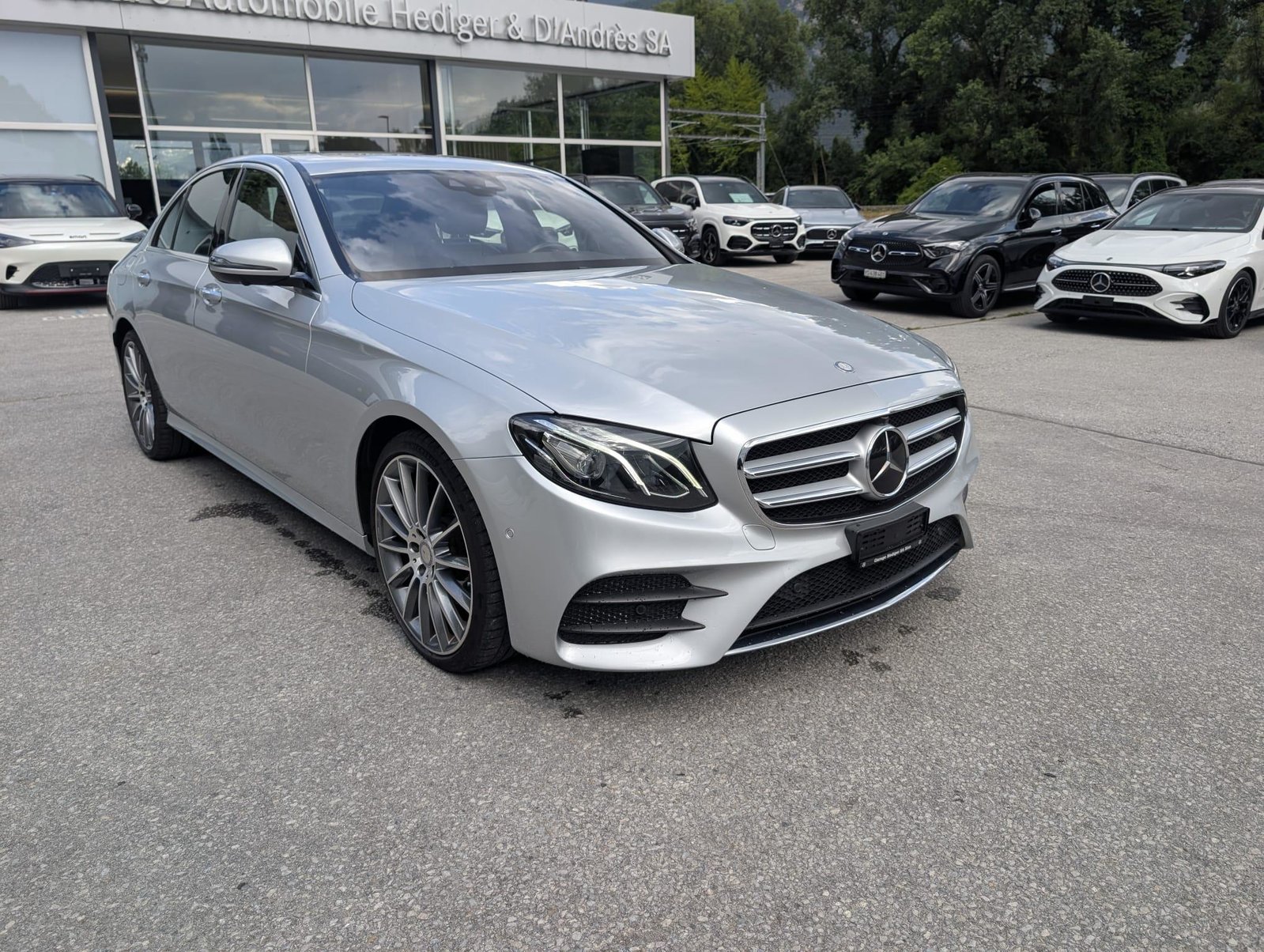 MERCEDES-BENZ E 220 d AMG Line 4matic, Diesel, Second hand / Used, Automatic - 7