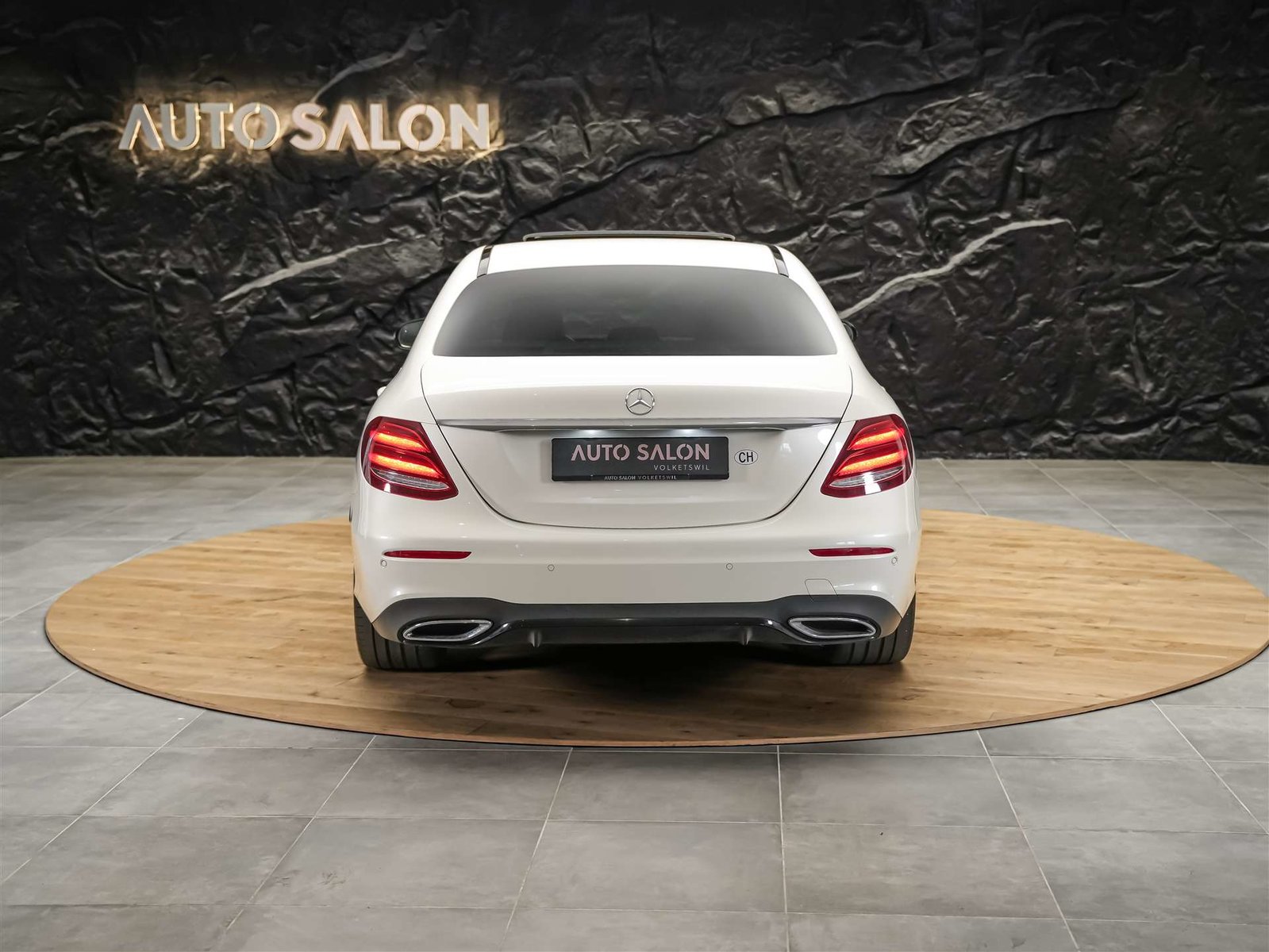 MERCEDES-BENZ E 220 d AMG Line 9G-Tronic *Panorama*Sitzheizu, Diesel, Occasion / Utilisé, Automatique - 5