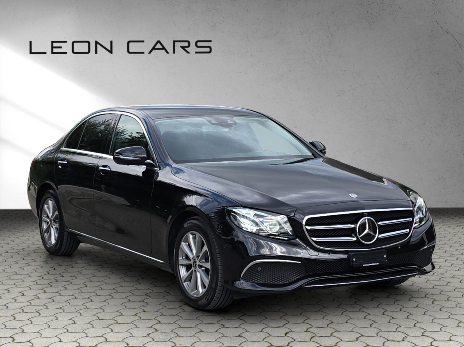 MERCEDES-BENZ E 220 d Avantgrde 4Matic 9G-Tronic, Diesel, Second hand / Used, Automatic - 3