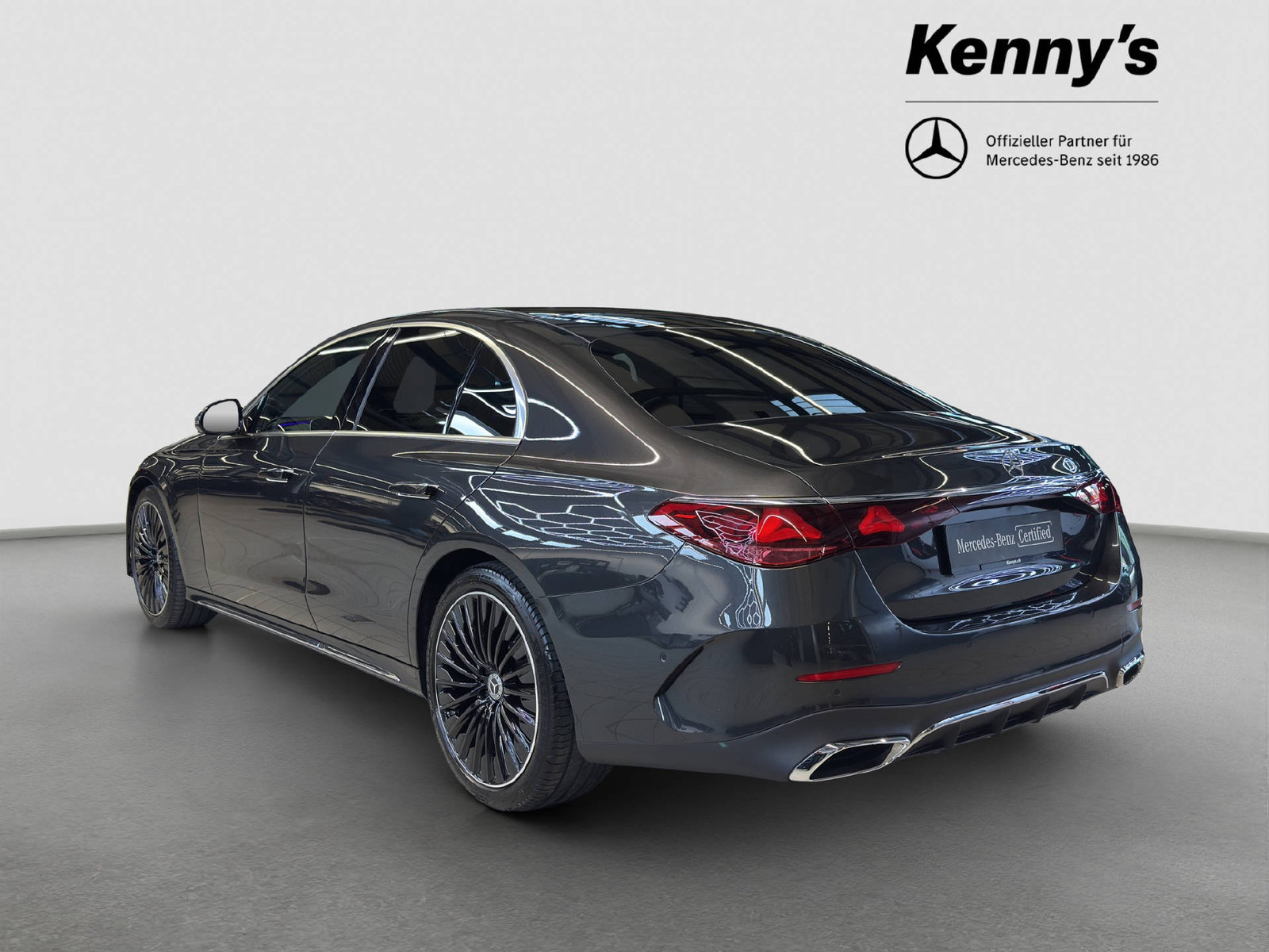 MERCEDES-BENZ E 220 d AMG Line 4MATIC, Mild-Hybrid Diesel/Electric, Second hand / Used, Automatic - 4