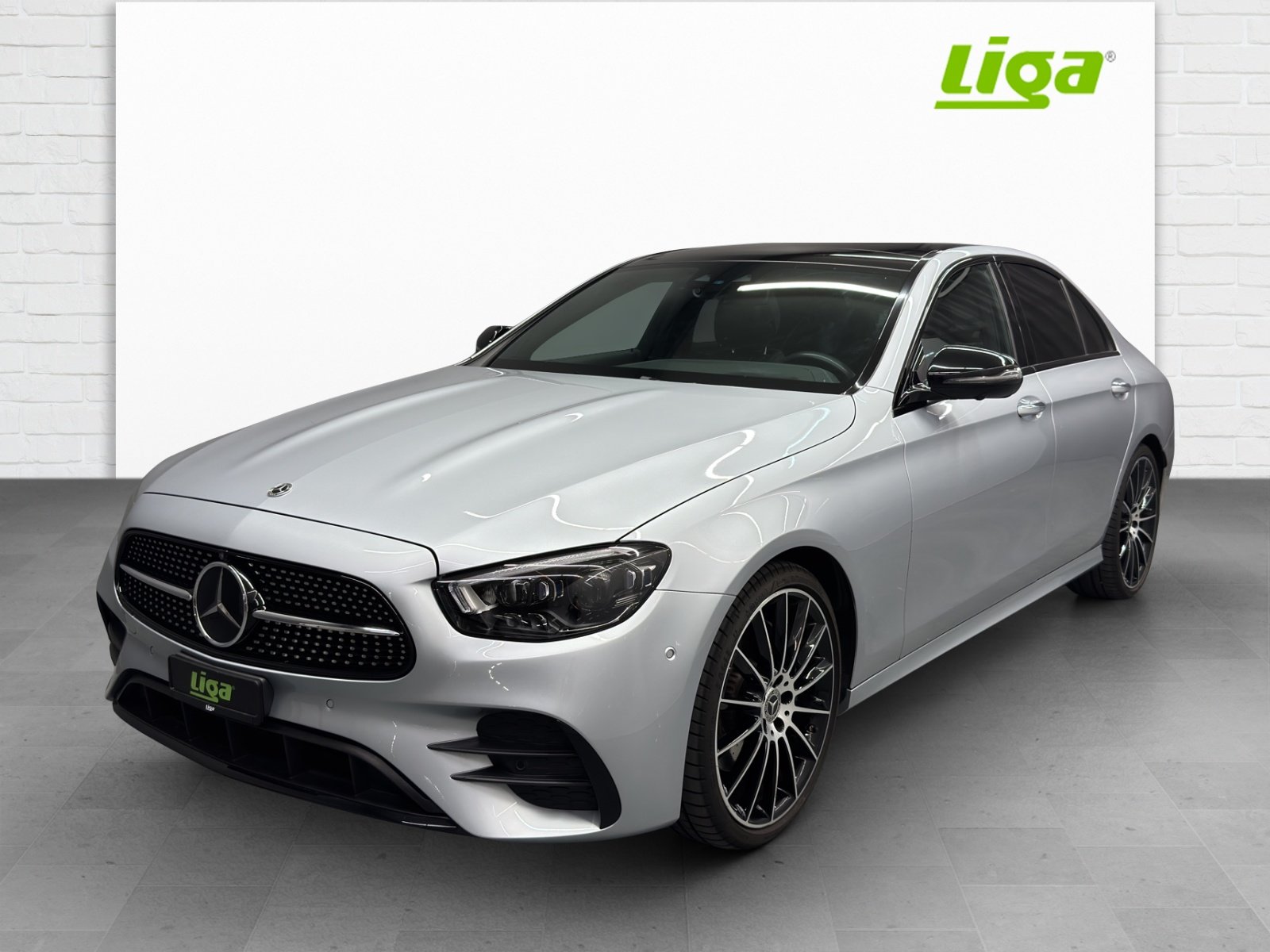 MERCEDES-BENZ E 220 d AMG Line 4Matic