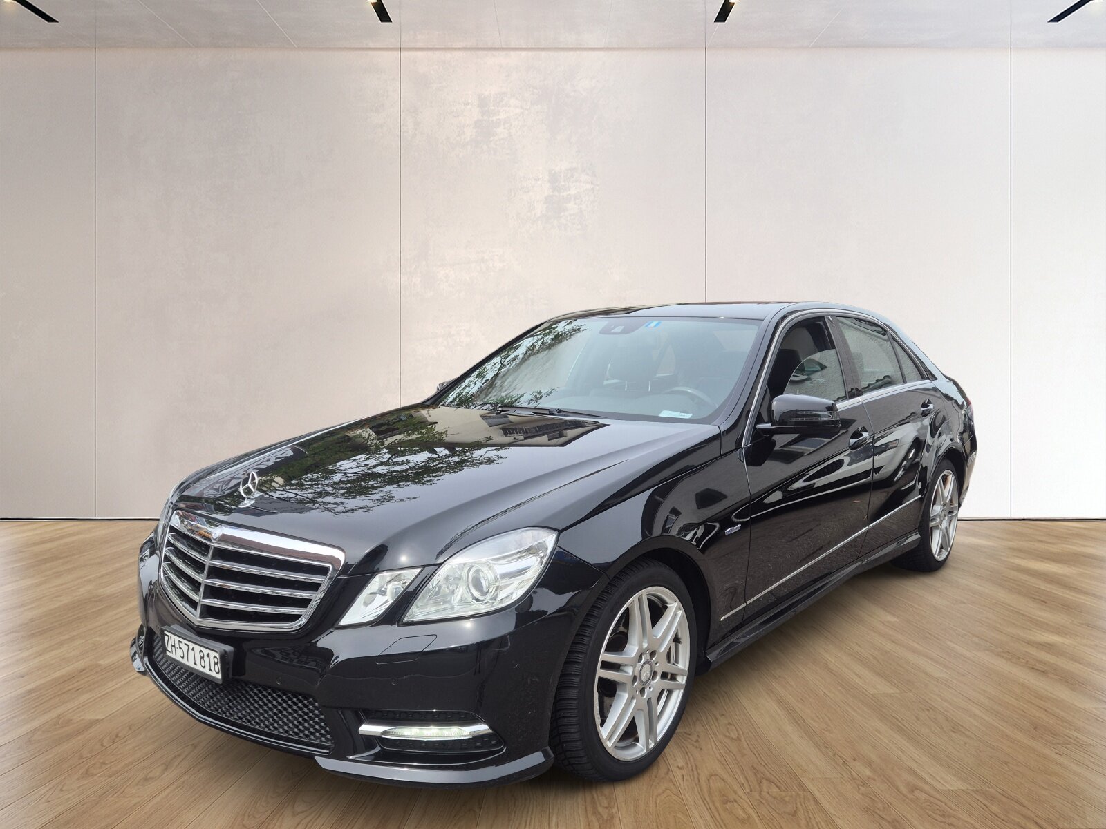 MERCEDES-BENZ E 220 CDI BlueEfficiency MyStar 7G-Tronic