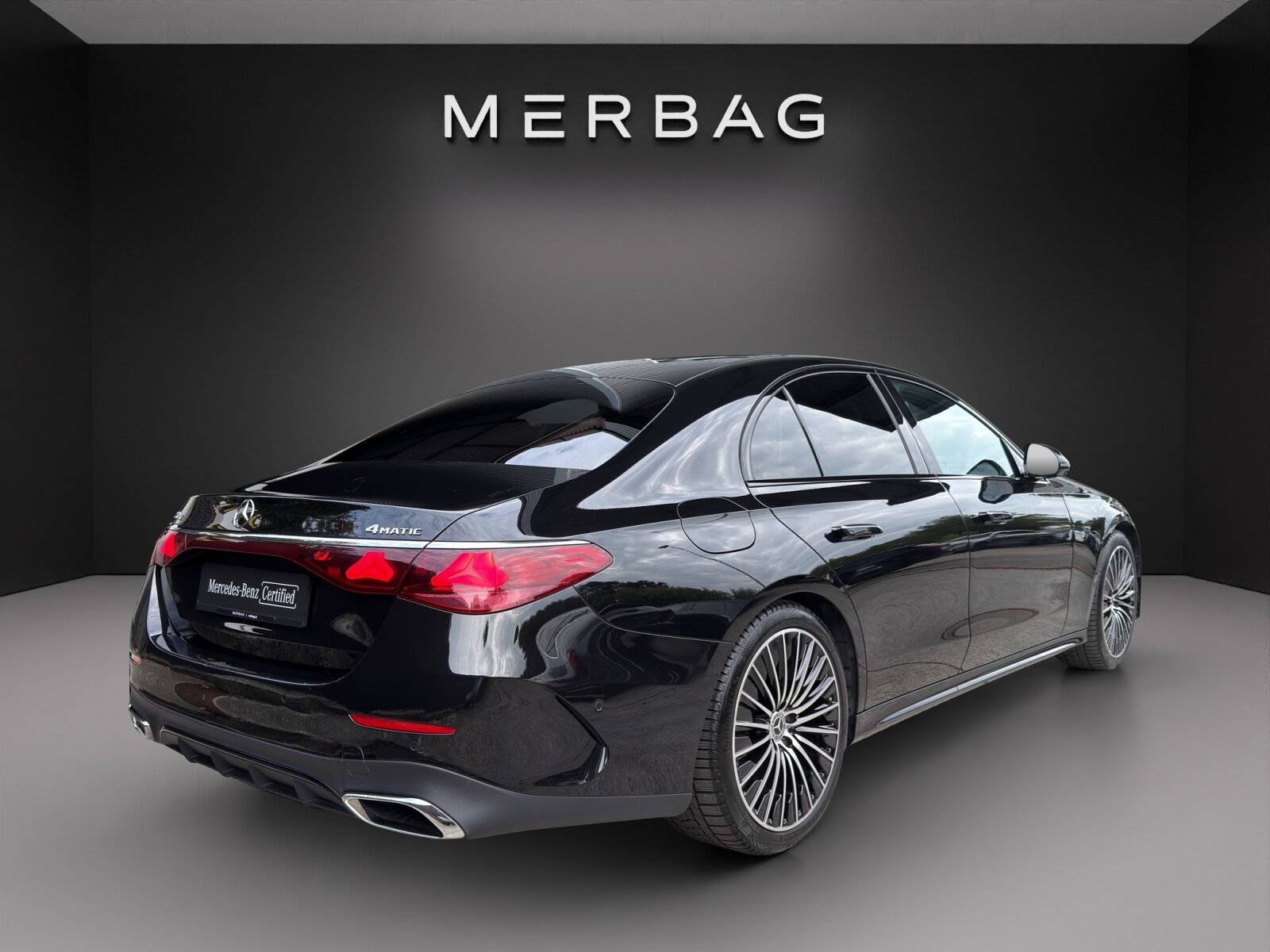 MERCEDES-BENZ E 220 d 4Matic 9G-Tronic, Mild-Hybrid Diesel/Electric, Second hand / Used, Automatic - 3