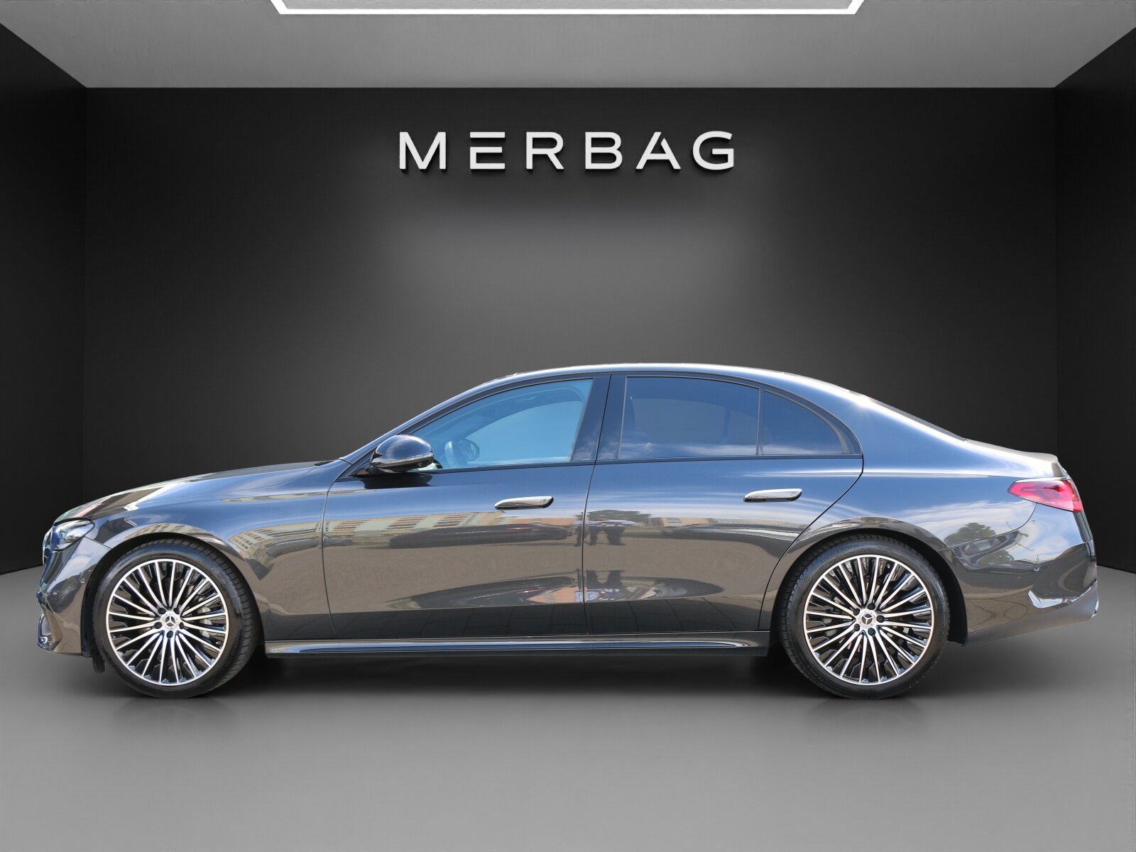 MERCEDES-BENZ E 220 d 4Matic AMG Line, Hybride Leggero Diesel/Elettrica, Occasioni / Usate, Automatico - 2