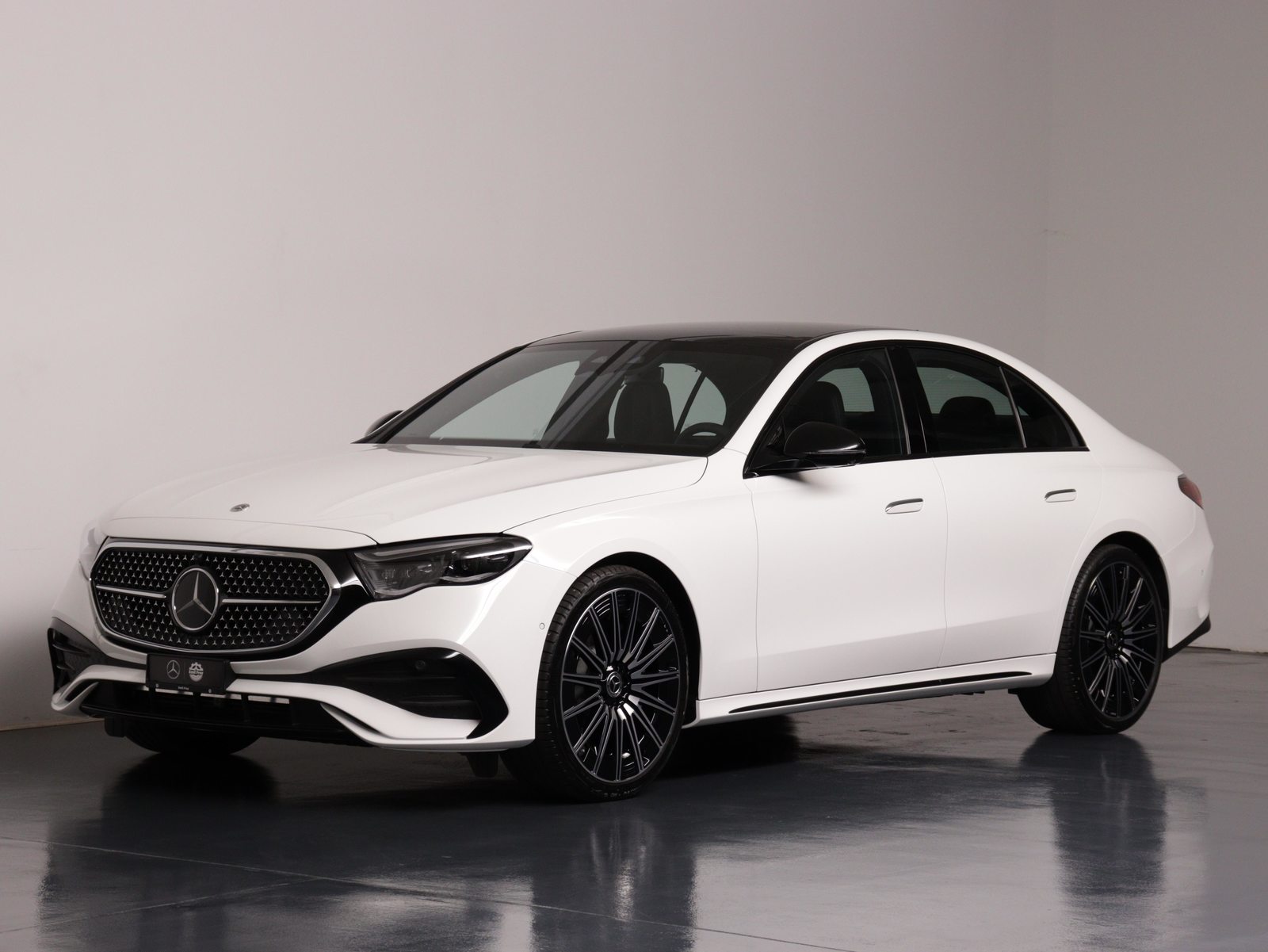 MERCEDES-BENZ E 220 d AMG Line 4matic