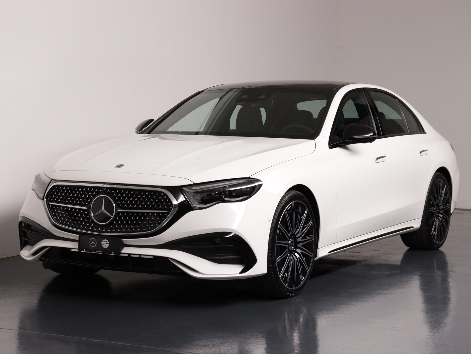 MERCEDES-BENZ E 220 d AMG Line 4matic, Mild-Hybrid Diesel/Elektro, Vorführwagen, Automatik - 2