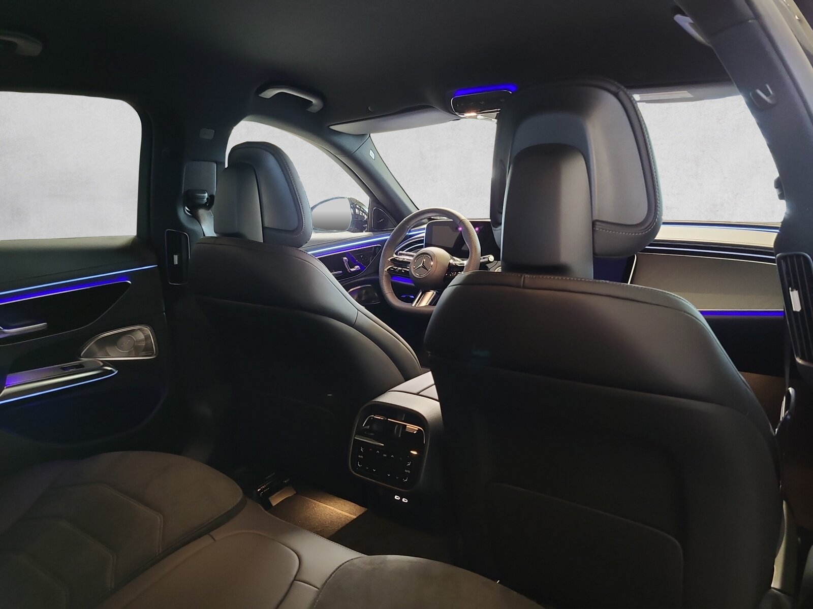 MERCEDES-BENZ E 220 d 4M AMG W214, Mild-Hybrid Diesel/Elektro, Vorführwagen, Automatik - 7