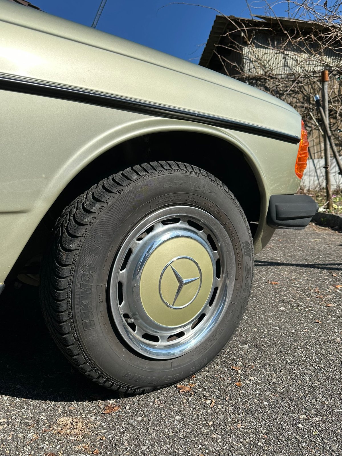 MERCEDES-BENZ W123 230 E, Petrol, Second hand / Used, Manual - 7