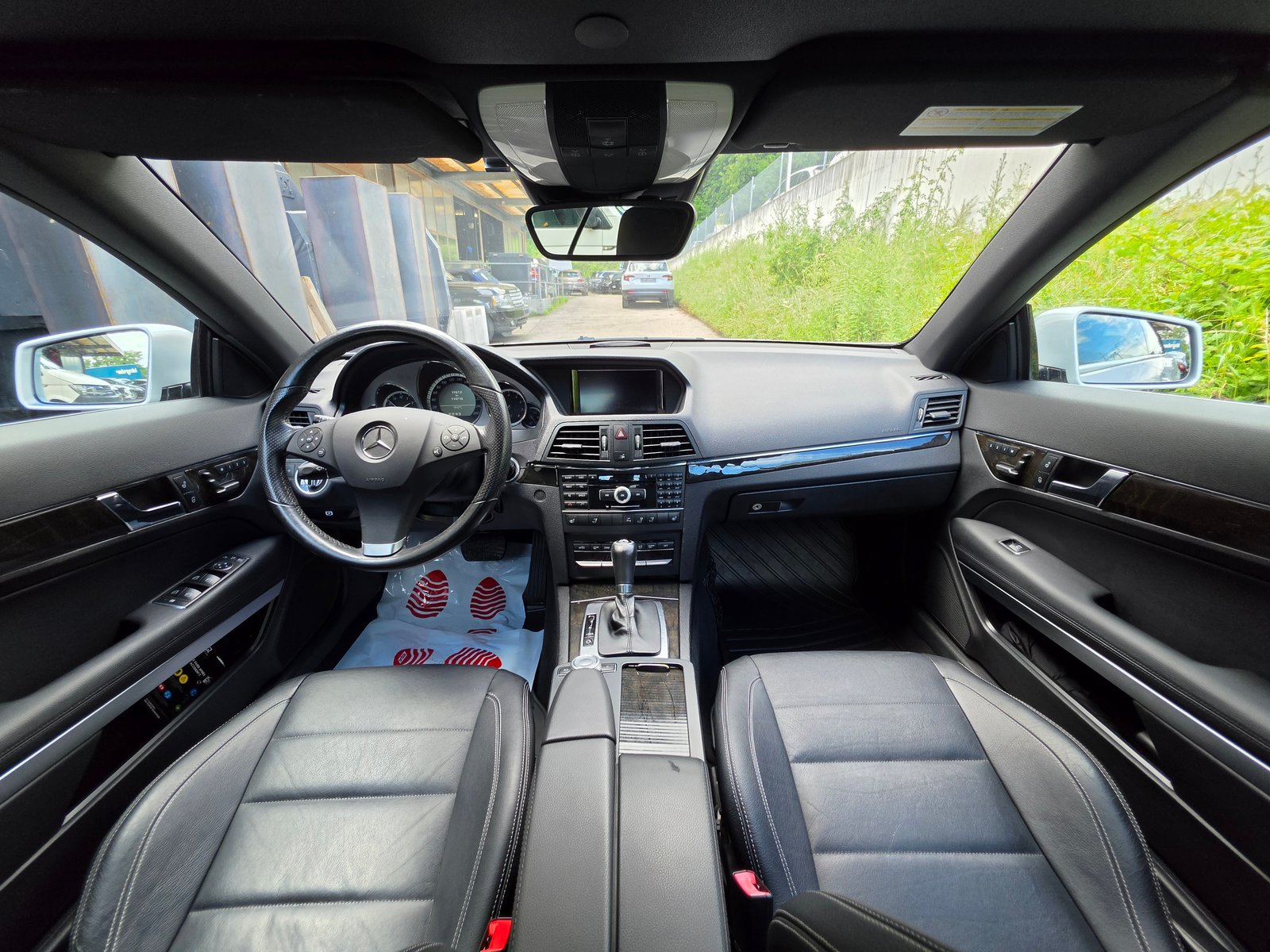 MERCEDES-BENZ E 250 CGI BlueEfficiency Automatic, Petrol, Second hand / Used, Automatic - 3