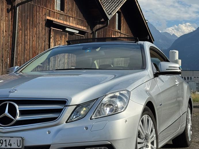MERCEDES-BENZ E 250 CGI BlueEfficiency Automatic, Essence, Occasion / Utilisé, Automatique