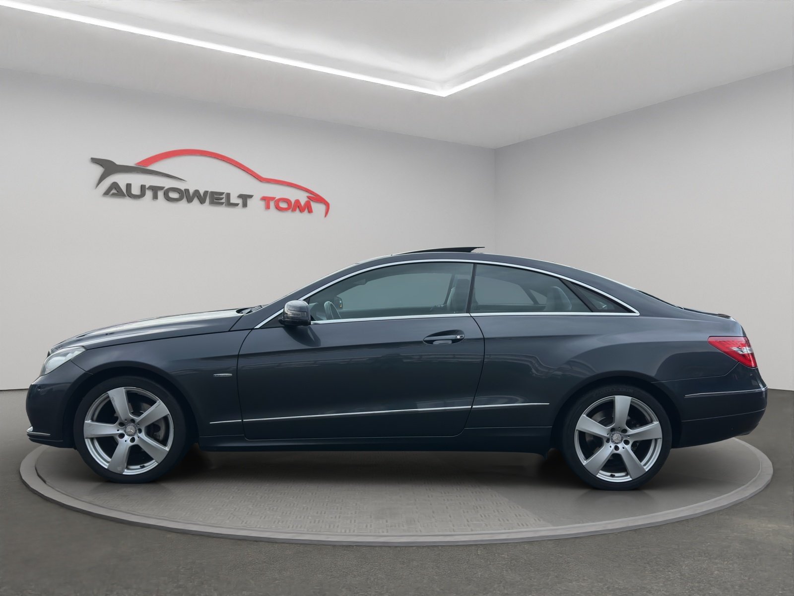 MERCEDES-BENZ E 250 CGI BlueEfficiency Automatic, Benzin, Occasion / Gebraucht, Automat - 2