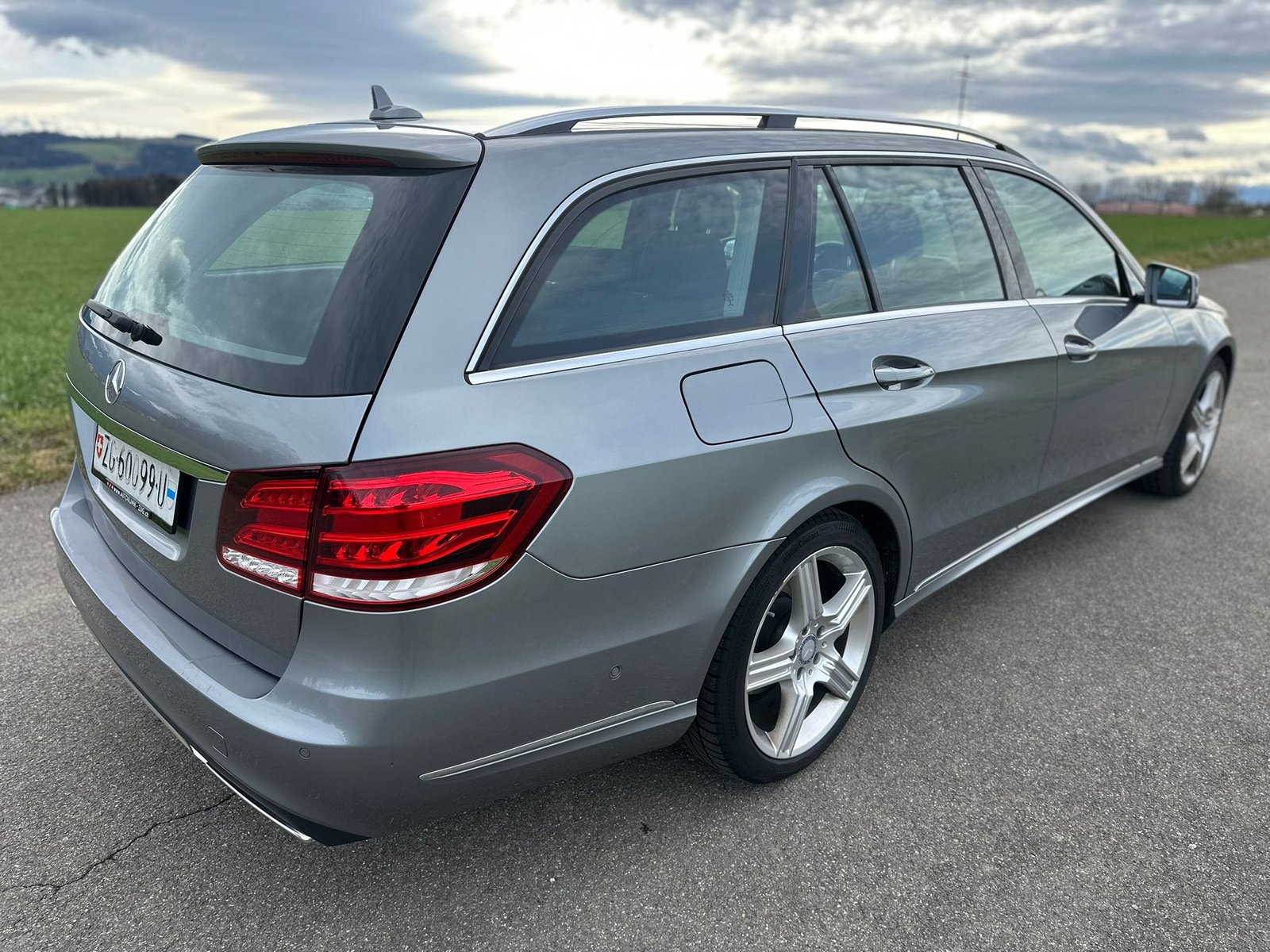 MERCEDES-BENZ E 250 CDI Elégance 4Matic 7G-Tronic, Diesel, Occasion / Gebraucht, Automatik - 6