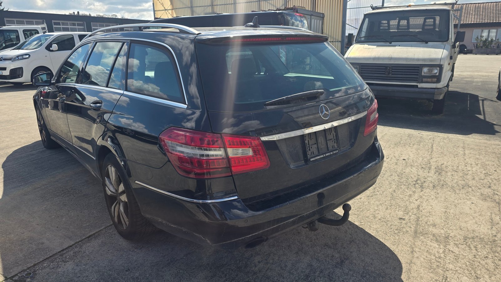 MERCEDES-BENZ E 250 CGI BlueEfficiency Avantgarde 7G-Tronic, Benzina, Occasioni / Usate, Automatico - 3